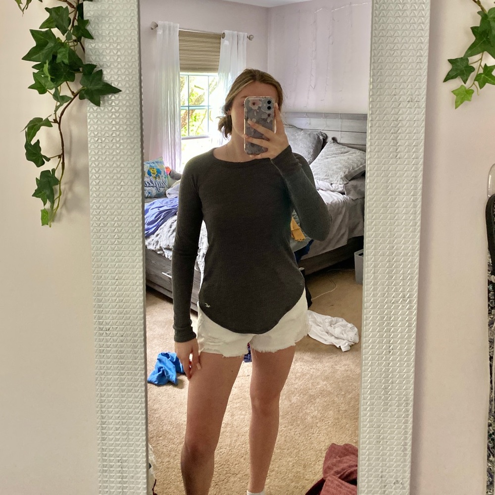 SOLD hollister grey long sleeve